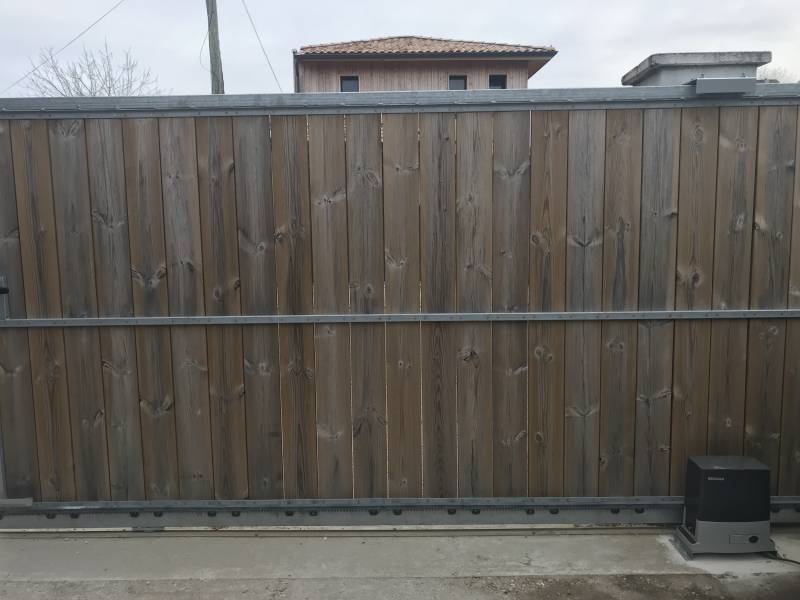 Entretien de moteurs de portail pour les résidences du bassin d'arcachon