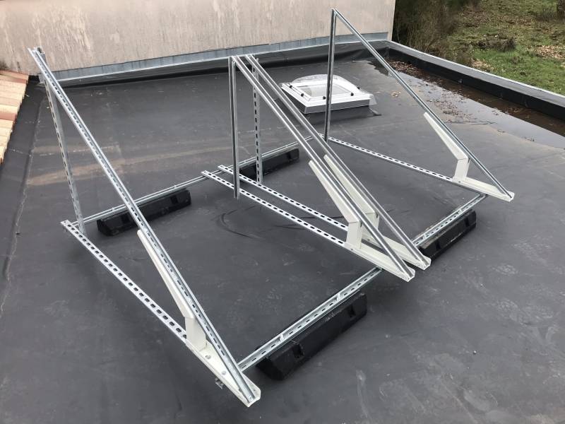 Installation de panneaux solaires sur le Bassin d'Arcachon